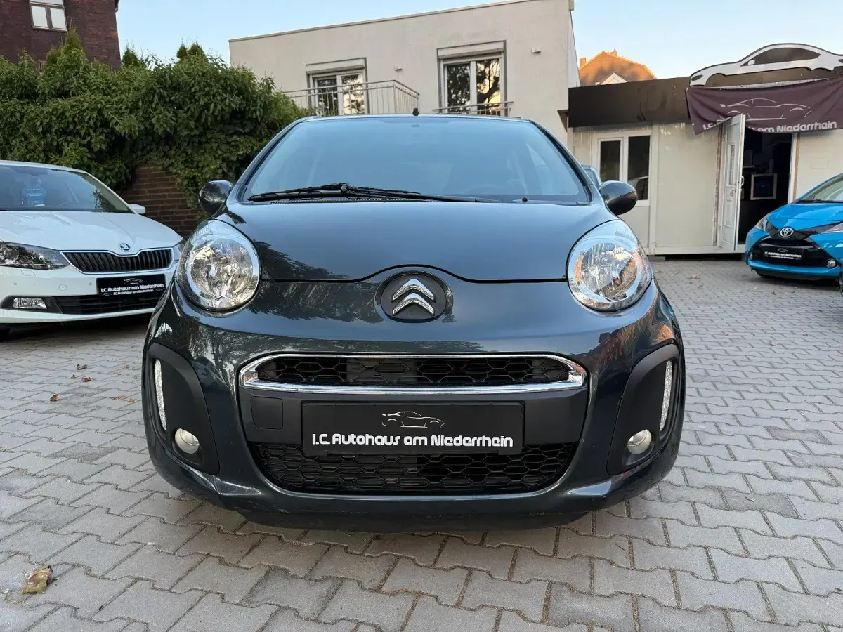 Gebraucht Citroën C1 SELECTION 68 PS (50 kW) 2014 Grau Kleinwagen
