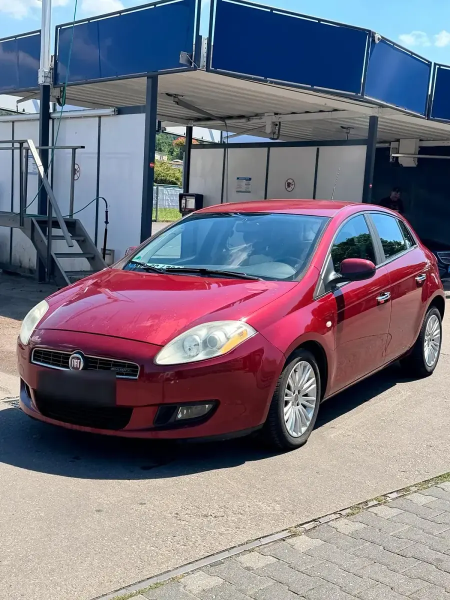 Gebraucht Fiat Bravo 105 PS (77 kW) 2010 Rot Kleinwagen