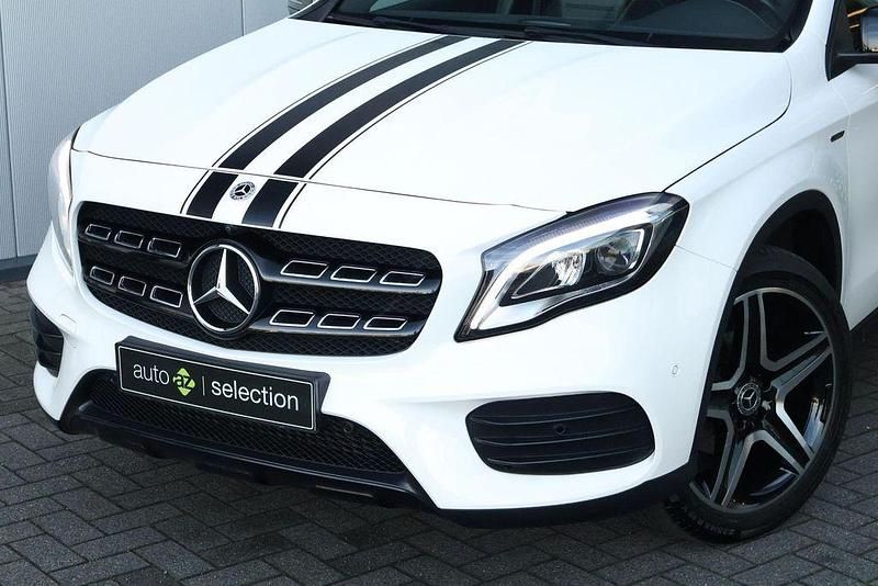 Gebraucht Mercedes GLA200 Premium Plus 156 PS (114 kW) 2018 Weiß SUV