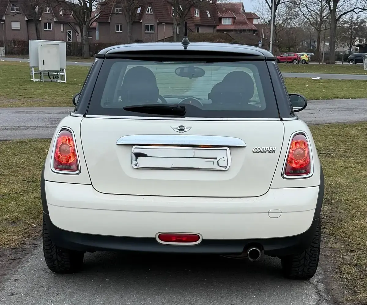 Gebraucht Mini Cooper 120 PS (88 kW) 2009 Andere farben Kleinwagen
