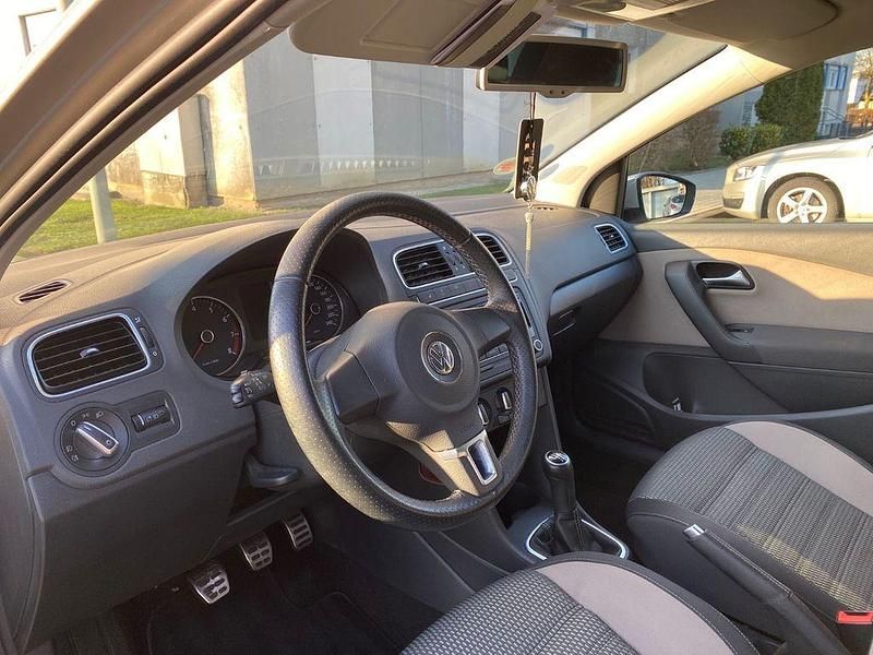 Gebraucht VW Polo Cross 86 PS (63 kW) 2011 Silber Kleinwagen