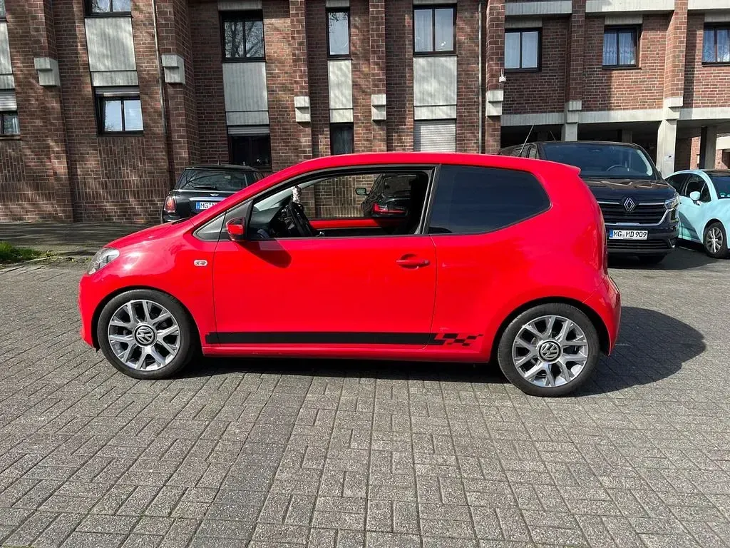 Gebraucht VW up! Groove 60 PS (44 kW) 2013 Rot Kleinwagen