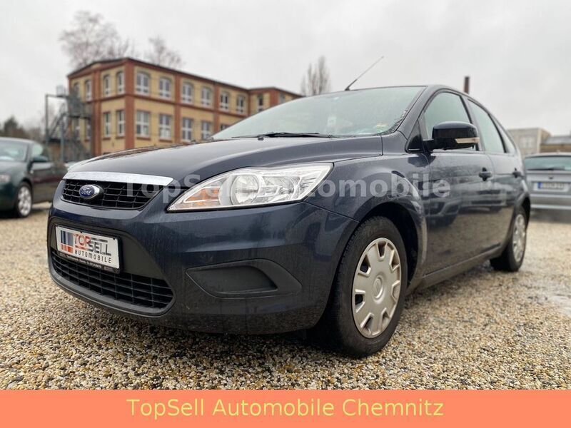 Grau Gebraucht 2008 Ford Focus Style Limousine | 2.500 € (Guter Preis) - Bild 1/4