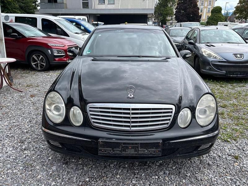 Schwarz Gebraucht 2003 Mercedes E320 Elegance Limousine | 3.700 € (Superpreis) - Bild 1/4
