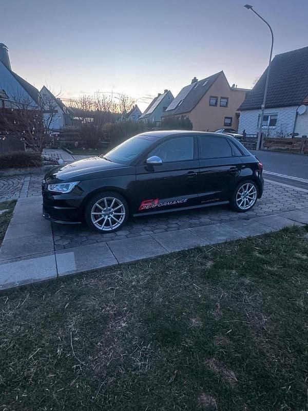 Usata Audi S1 232 CV (170 kW) 2015 Nero Utilitaria