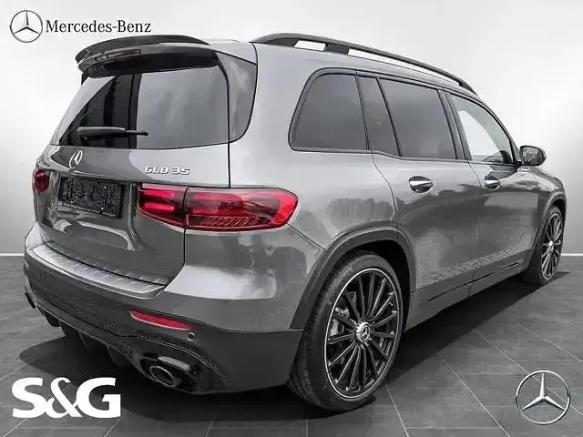Second-hand Mercedes GLB35 AMG 306 CP (225 kW) 2024 Gri SUV