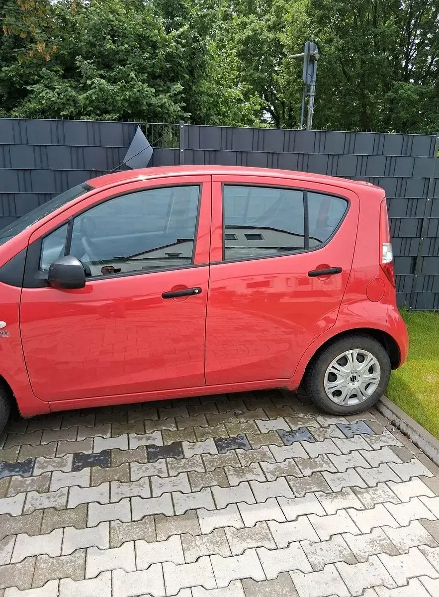 Gebraucht Suzuki Splash Basic 65 PS (47 kW) 2009 Rot Kleinwagen