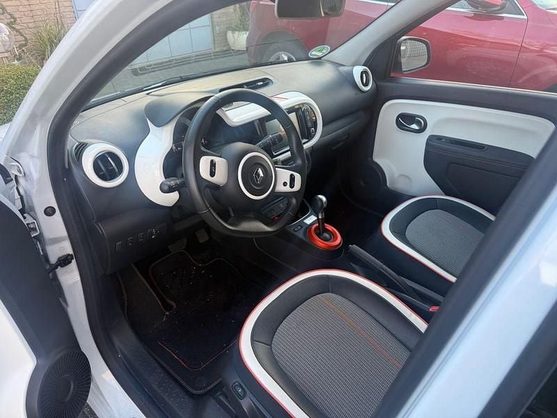 Gebraucht Renault Twingo Vibes 60 kW (82 PS) 2021 Weiß Kleinwagen