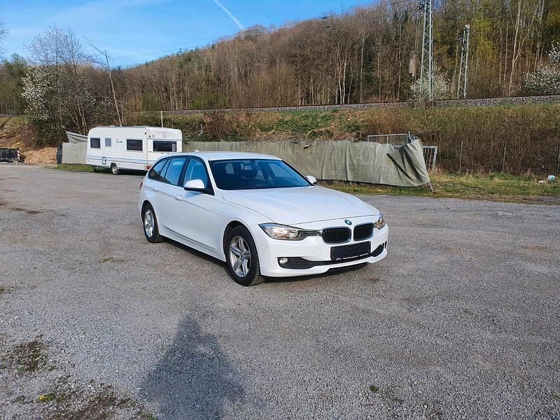Gebraucht BMW 316 116 PS (85 kW) 2012 Weiß Kombi