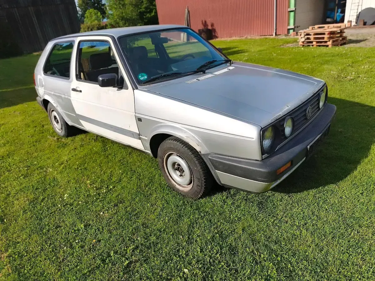 Gebraucht VW Golf II 70 PS (51 kW) 1991 Silber Kleinwagen