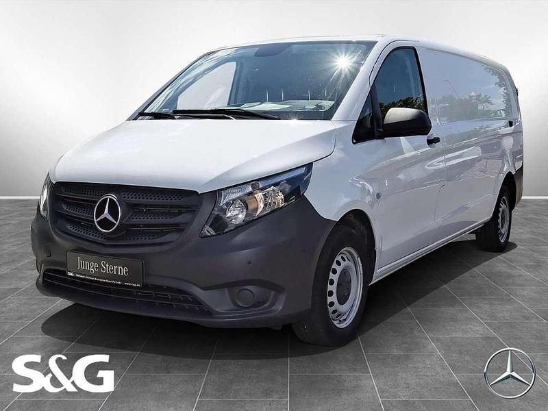 Arktikweiß Gebraucht 2023 Mercedes Vito Van / Kleinbus | 27.251 € (Superpreis) - Bild 1/3