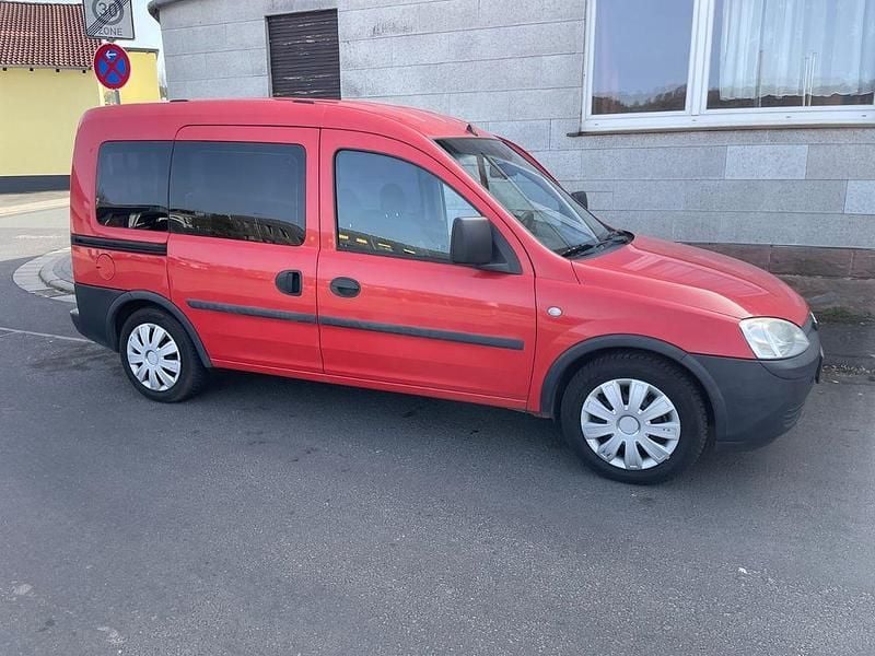 Gebraucht Opel Combo Edition 97 PS (71 kW) 2006 Rot Van / Kleinbus