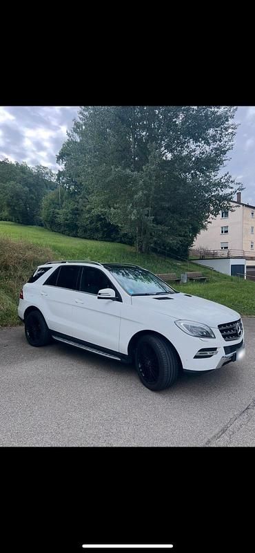 Gebraucht Mercedes ML350 258 PS (189 kW) 2013 Weiß SUV