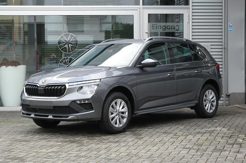 Neu Skoda Kamiq Selection 116 PS (85 kW) 2025 Graphite grau metallic SUV