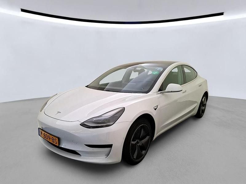 Weiß Gebraucht 2020 Tesla Model 3 Standard Range Limousine | 17.400 € (Guter Preis) - Bild 1/4
