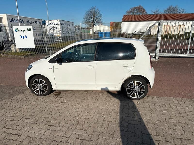 Gebraucht VW up! Cup 60 PS (44 kW) 2015 Weiß Kleinwagen