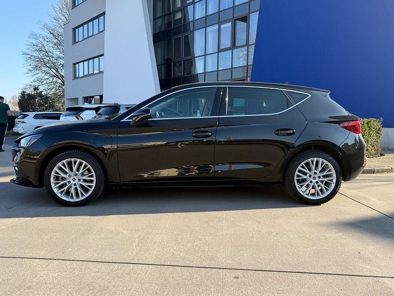 Gebraucht Seat Leon XCELLENCE 150 PS (110 kW) 2022 Schwarz Limousine