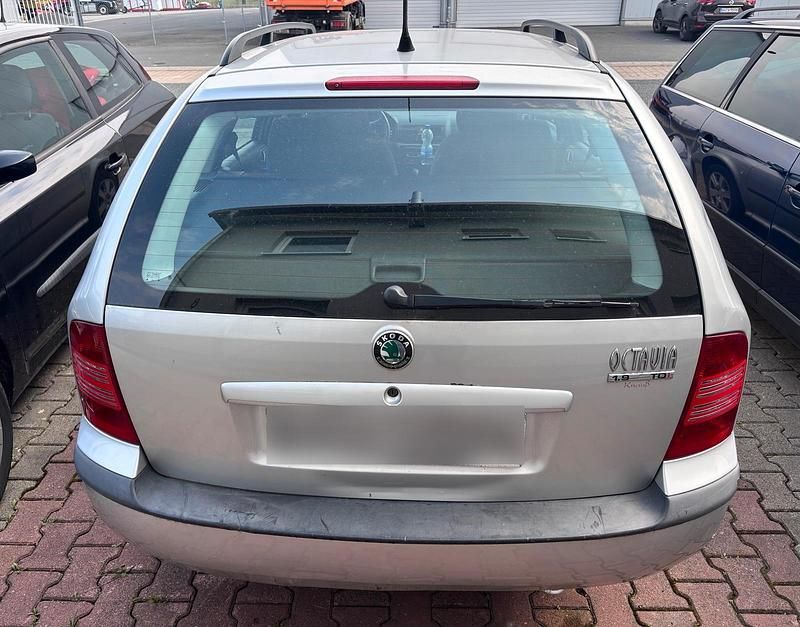 Gebraucht Skoda Octavia 110 PS (80 kW) 2002 Silber Kombi