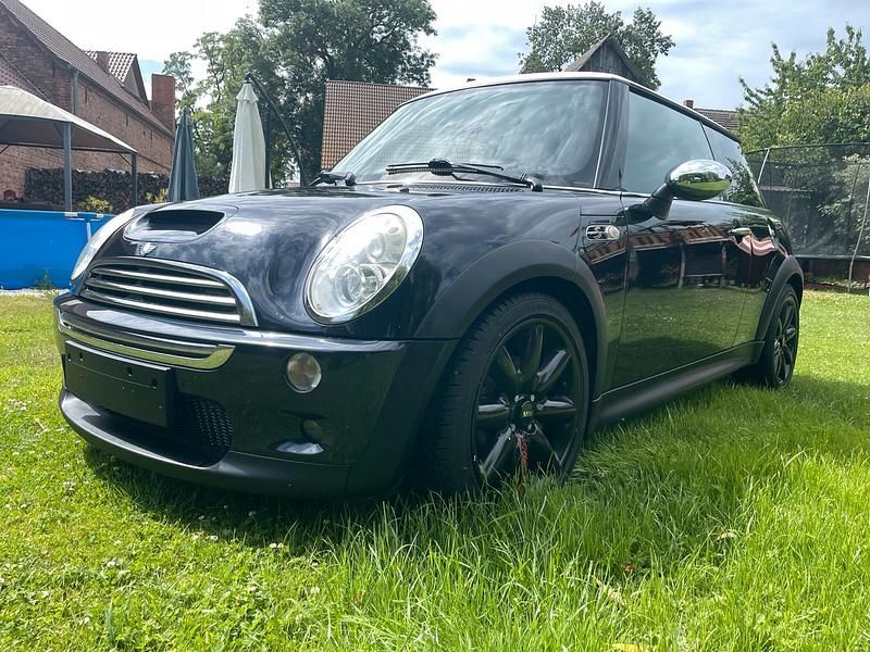 Gebraucht Mini Cooper 163 PS (119 kW) 2004 Schwarz Kleinwagen