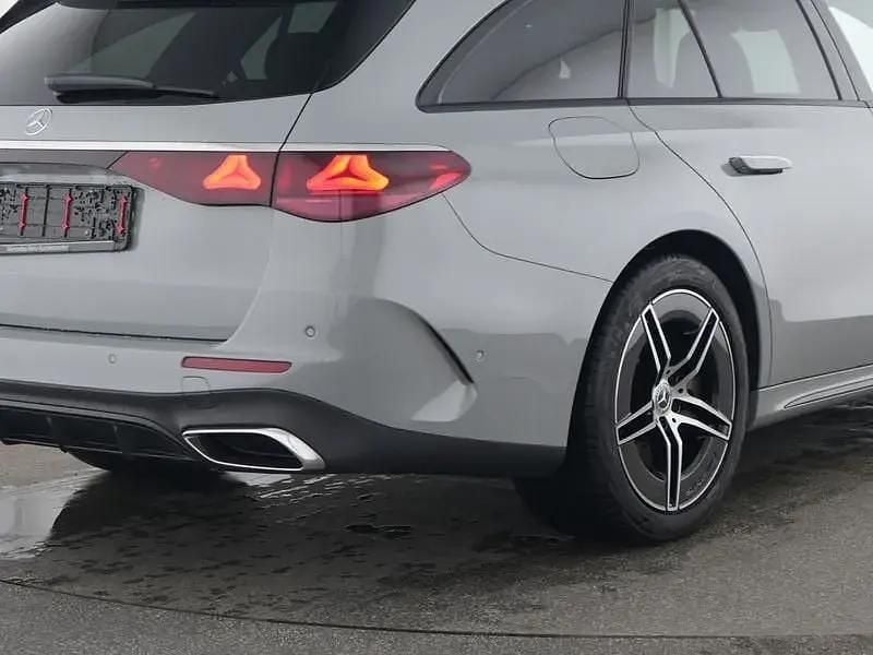 Second-hand Mercedes E300 Premium 204 CP (150 kW) 2025 Gri Break