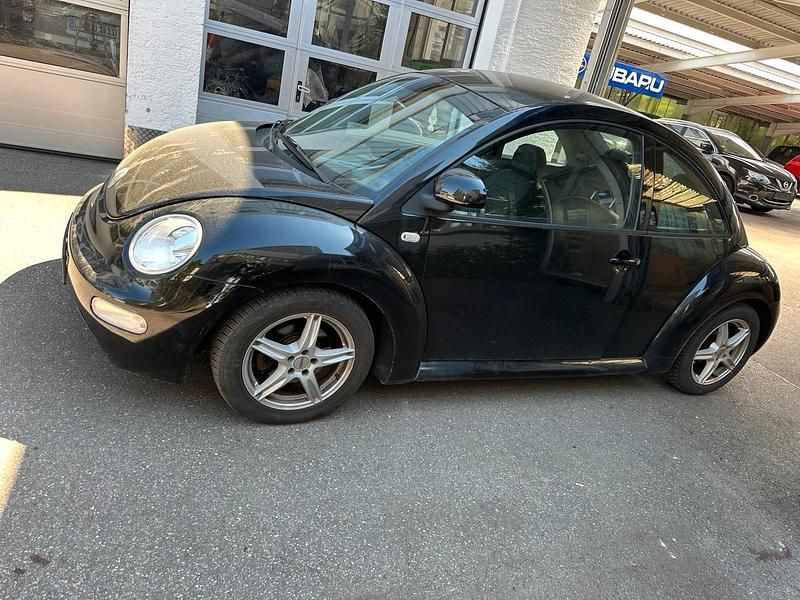 Second-hand VW New Beetle 105 CP (77 kW) 2000 Hatchback