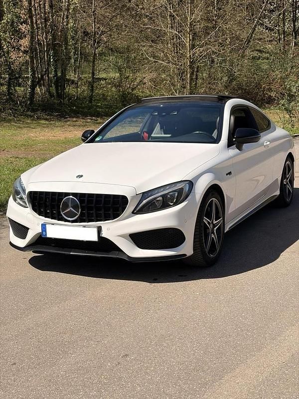 Gebraucht Mercedes C43 AMG AMG 367 PS (269 kW) 2018 Weiß Coupé
