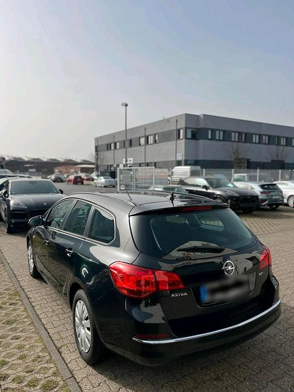 Gebraucht Opel Astra 2014 Schwarz Kombi