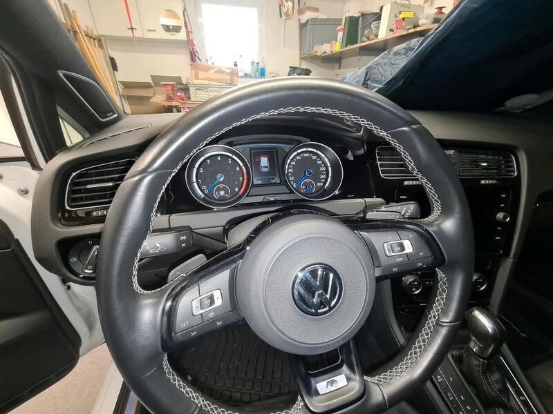 Weiß Gebraucht 2020 VW Golf VII R Kombi | 28.600 € (Fairer Preis) - Bild 1/4