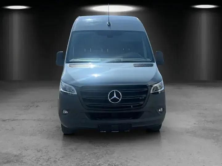 Blaugrau Gebraucht 2021 Mercedes Sprinter Van | 34.391 € (Fairer Preis) - Bild 1/4