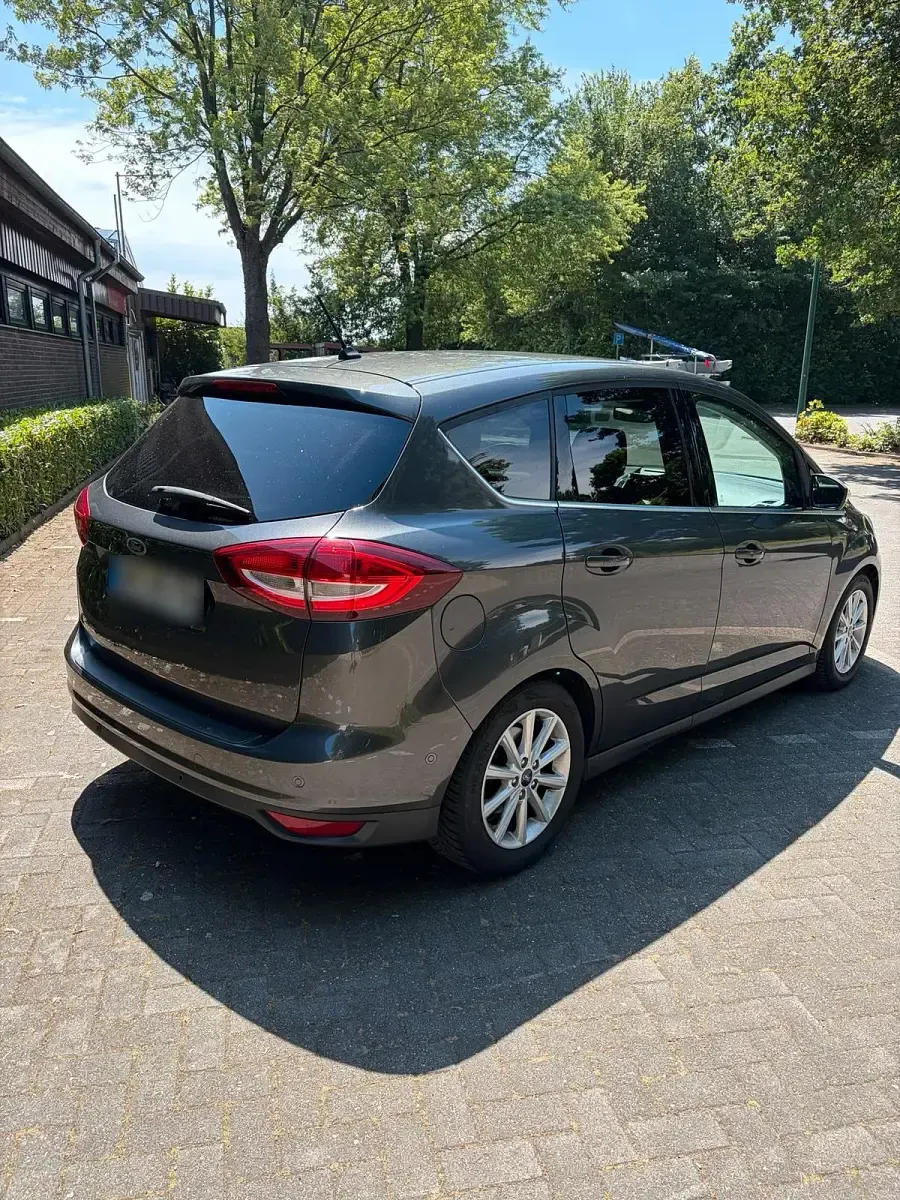 Gebraucht Ford C-MAX Titanium 125 PS (91 kW) 2018 Grau Van / Kleinbus