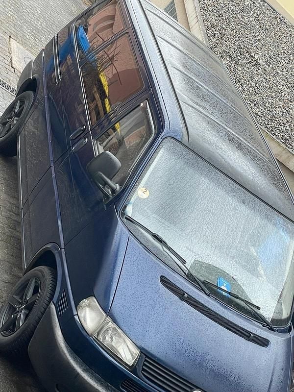 Gebraucht VW Multivan 151 PS (111 kW) 1999 Blau Van