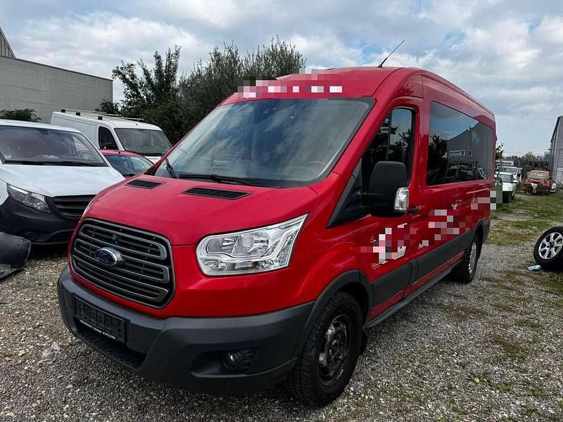 Gebraucht Ford Transit Trend 125 PS (91 kW) 2015 Racerot Van / Kleinbus
