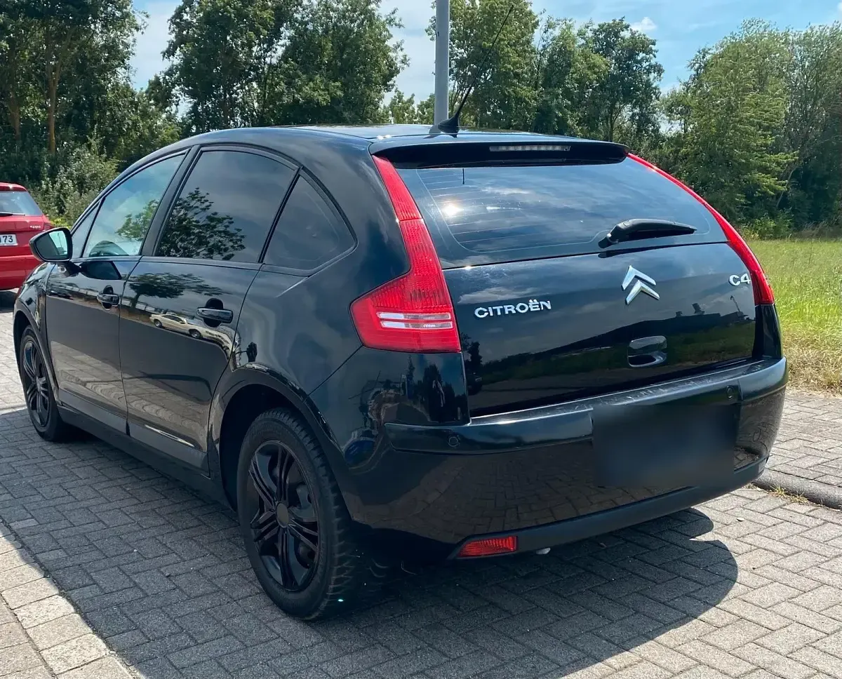 Gebraucht Citroën C4 120 PS (88 kW) 2009 Schwarz Limousine