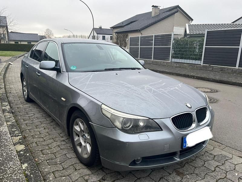 Gebraucht 2004 BMW 520 Limousine | 2.000 € (Superpreis) - Bild 1/4