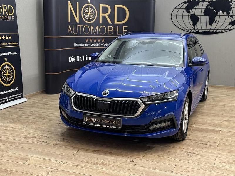 Blau Gebraucht 2020 Skoda Octavia Ambition Kombi | 14.990 € (Fairer Preis) - Bild 1/3