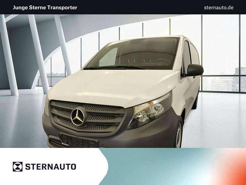 Arktikweiß Gebraucht 2024 Mercedes Vito Van / Kleinbus | 32.666 € (Fairer Preis) - Bild 1/4