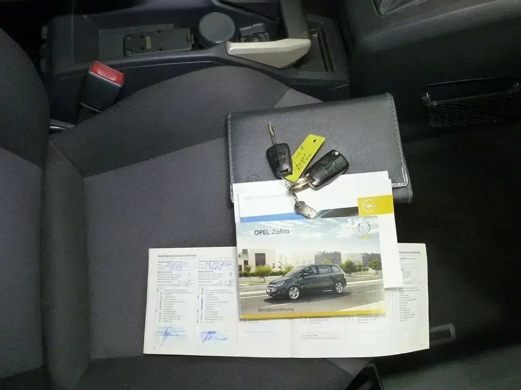 Gebraucht Opel Zafira Sport 140 PS (102 kW) 2007 Schwarz Van / Kleinbus