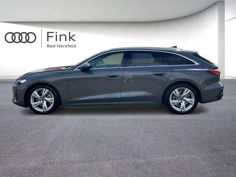 Gebraucht Audi A5 Ambiente 204 PS (150 kW) 2025 Chronosgrau metallic Coupé