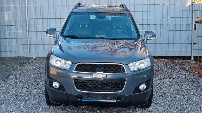 Gebraucht Chevrolet Captiva LT 167 PS (122 kW) 2012 Grau SUV