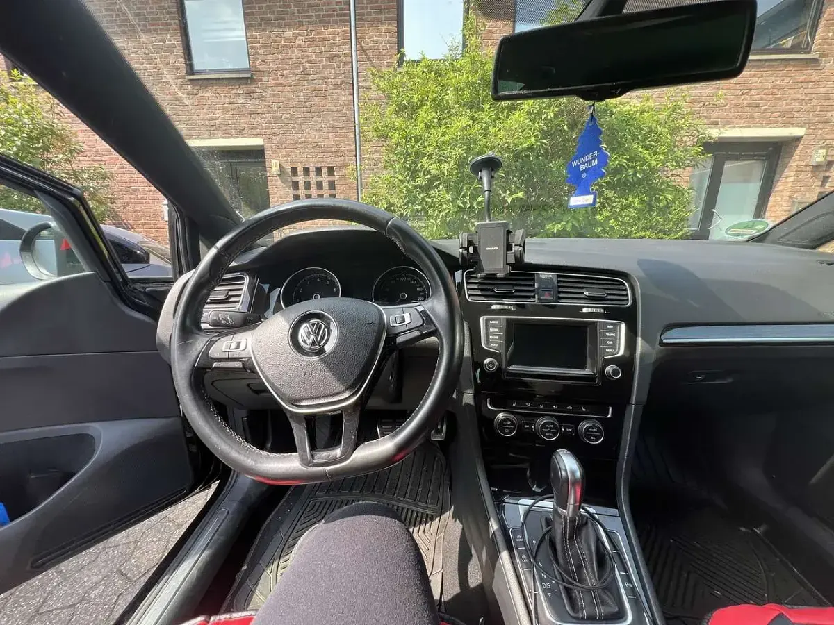 Gebraucht VW Golf VII Edition 125 PS (91 kW) 2015 Schwarz Kleinwagen