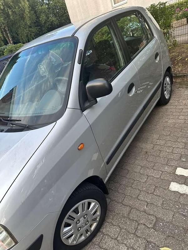 Gebraucht Hyundai Atos 63 PS (46 kW) 2005 Silber Kleinwagen