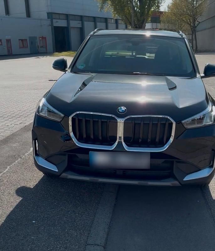 Gebraucht BMW X1 136 PS (100 kW) 2025 Schwarz SUV