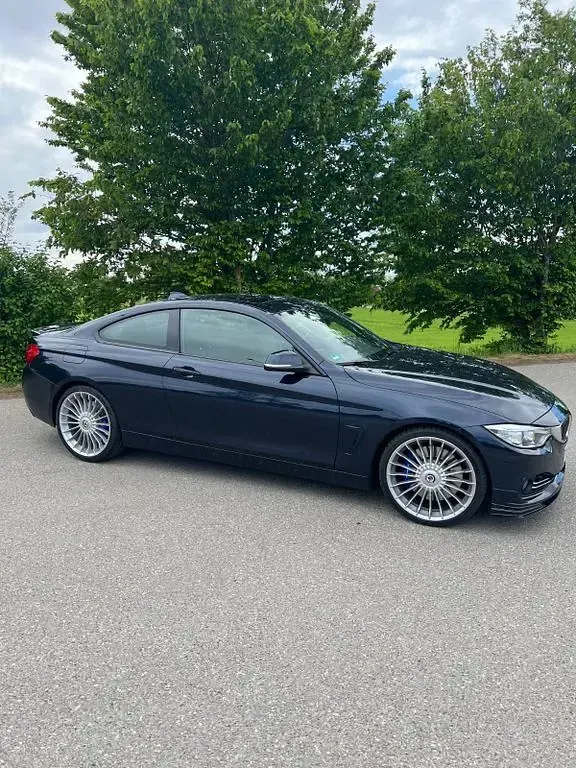 Używany Alpina D4 349 KM (256 kW) 2016 Niebieski