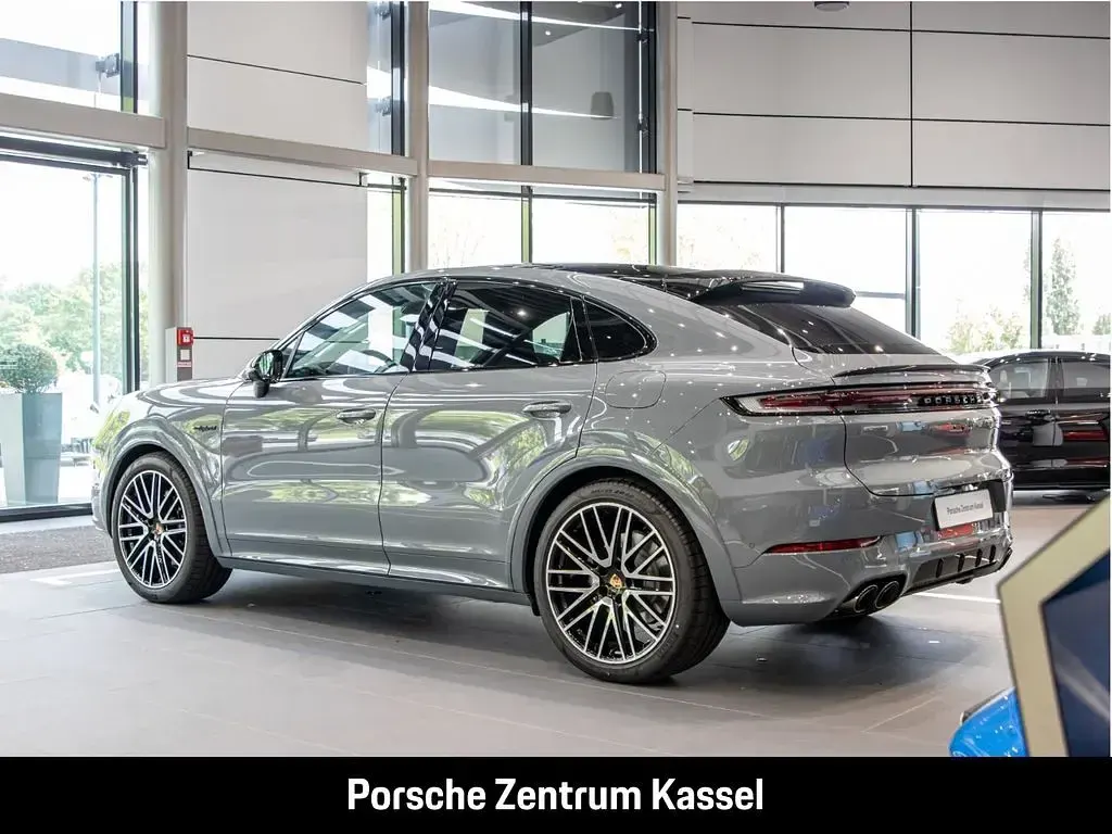 Neu Porsche Cayenne Black Edition 470 PS (345 kW) 2026 Grau SUV