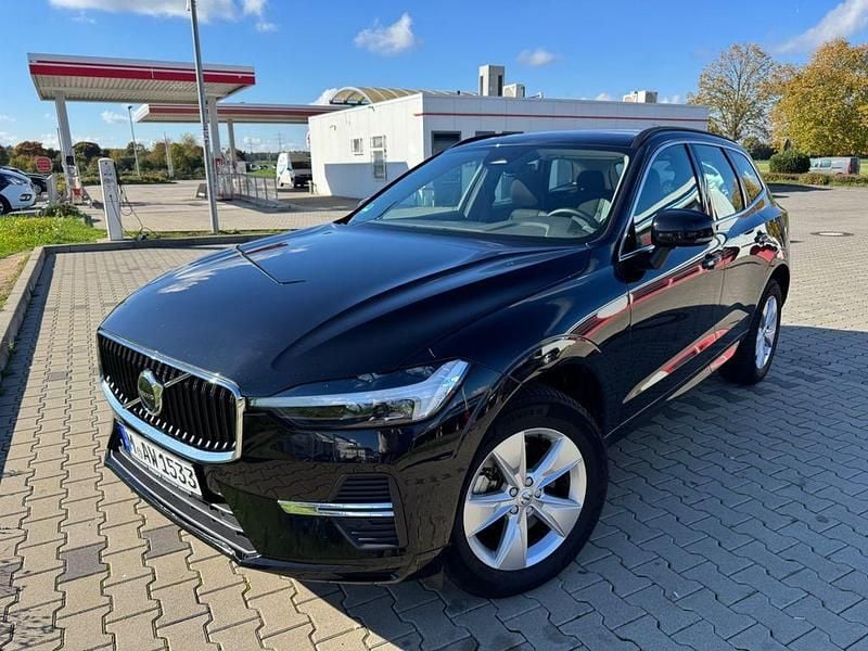 Schwarz Gebraucht 2023 Volvo XC60 Core SUV | 33.200 € (Superpreis) - Bild 1/4