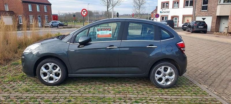 Grau Gebraucht 2013 Citroën C3 Exclusive Limousine | 6.750 € (Fairer Preis) - Bild 1/4