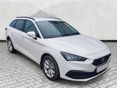 Weiß Gebraucht 2024 Seat Leon Style Kombi | 27.319 € (Guter Preis) - Bild 1/4