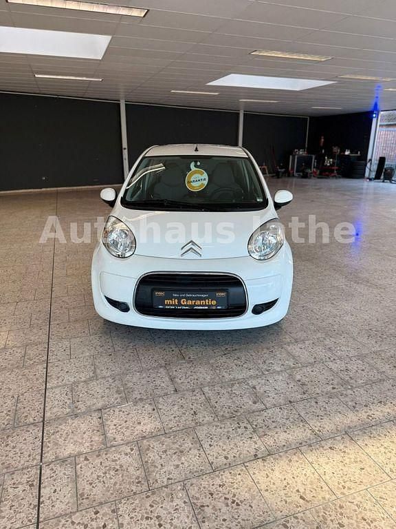 Gebraucht Citroën C1 Style 68 PS (50 kW) 2011 Weiß Kleinwagen