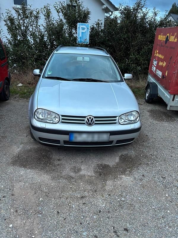Gebraucht VW Golf IV 101 PS (74 kW) 2000 Silber Kombi