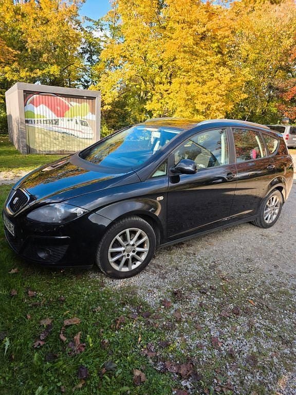 Schwarz Gebraucht 2010 Seat Altea Style Van / Kleinbus | 3.400 € (Guter Preis) - Bild 1/4